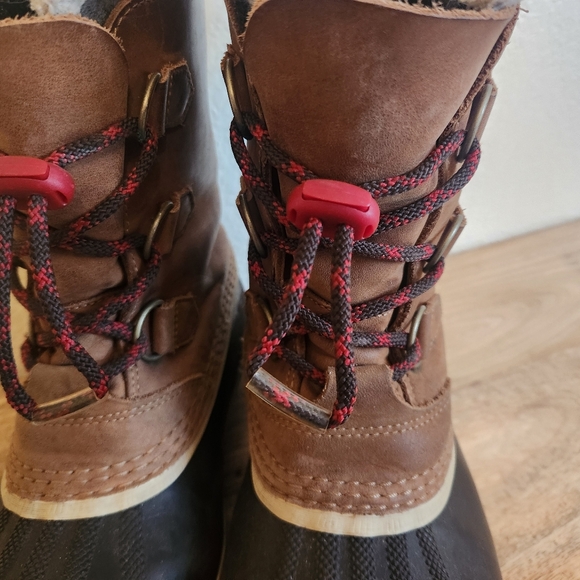 Sorel leather kids winter boots size 5 - Picture 7 of 9